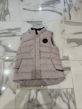 Women’s Canada Goose Puffer Vest - Lucent Rose size medium